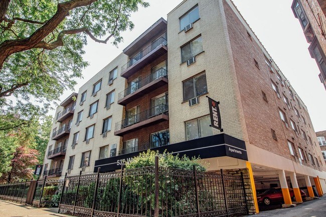 Exterior del edificio - 537 W. Melrose