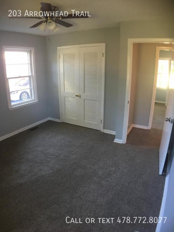 Foto del edificio - 203 Arrowhead Trl