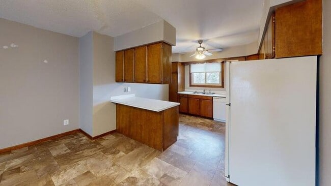 Foto del edificio - 912 E Owens Ave