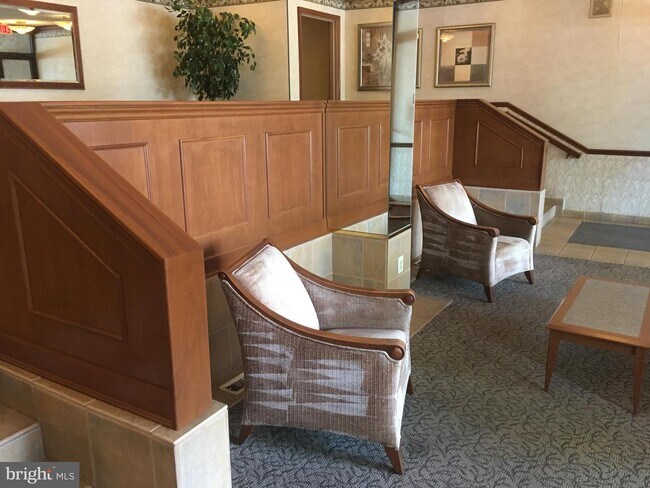 Foto del edificio - 4 Monroe St