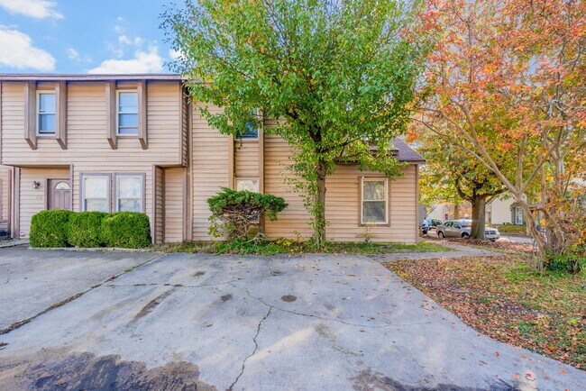 Foto del edificio - 1414 Woodscape Ln