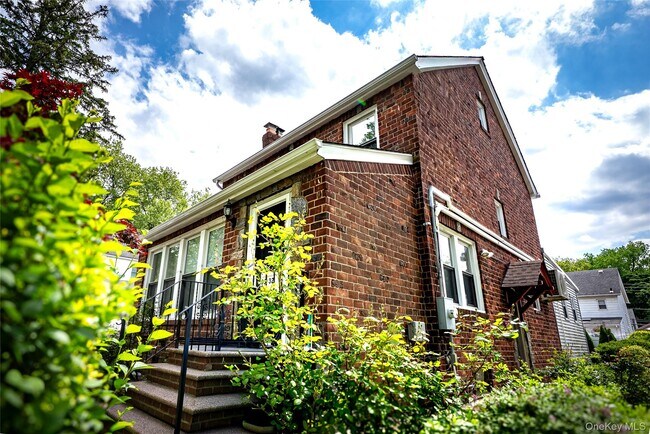 Foto del edificio - 45- 32 Westminster Rd