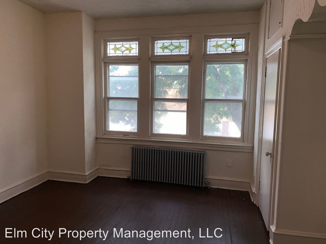 Primary Photo - 613 E Passyunk Ave