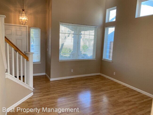 Foto del edificio - 3 br, 3 bath House - 1842 Highland Way