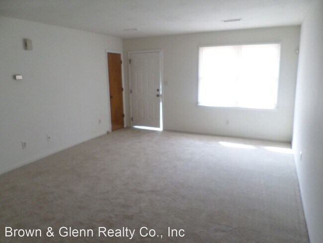 Building Photo - 2 br, 1 bath House - 424 North Linwood Ave...