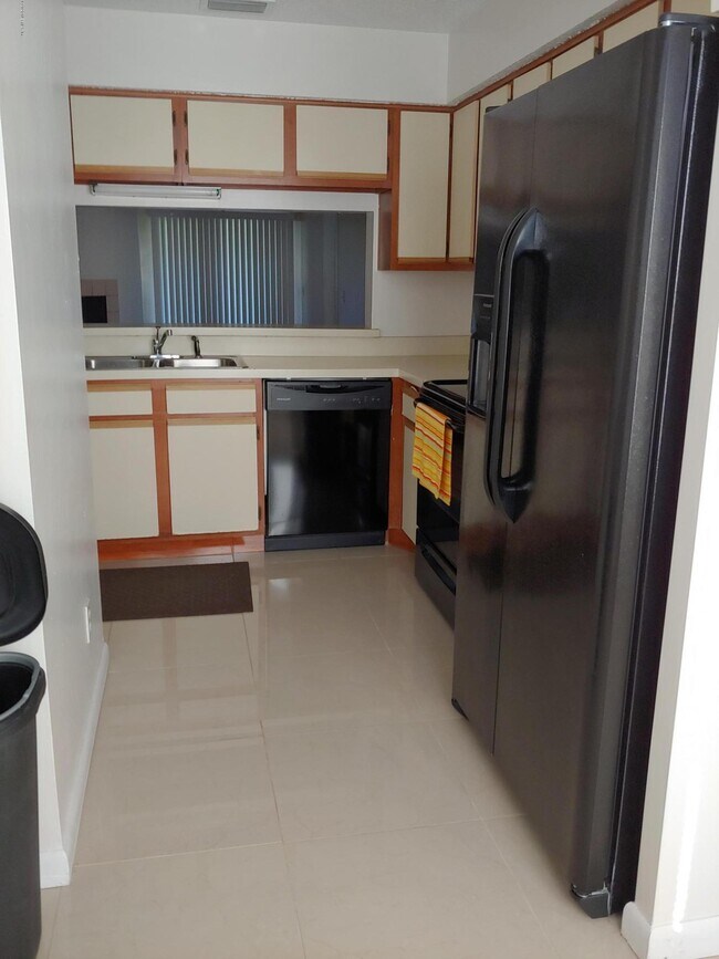 Foto del edificio - 5615 San Juan Ave