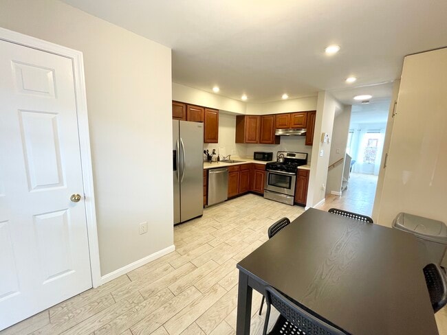 Foto del edificio - 2 Holden St