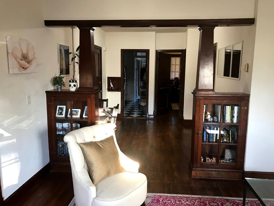 Primary Photo - 2647 41st St NW