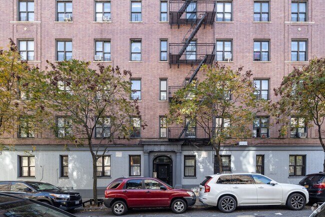 Building Photo - 534-540 W 189th St