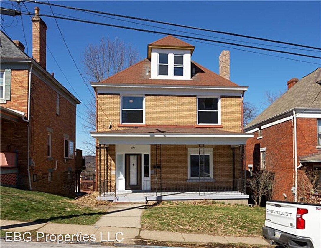 Foto principal - 5 br, 2.5 bath House - 49 N Linwood