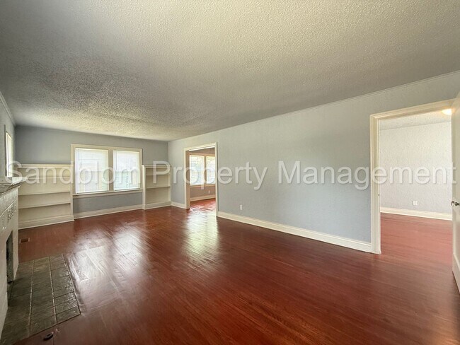 Foto del edificio - For Lease | University of Tulsa | 2 bed, 1...