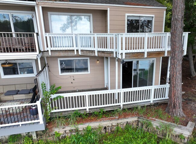 Foto del edificio - 226 Waters Edge