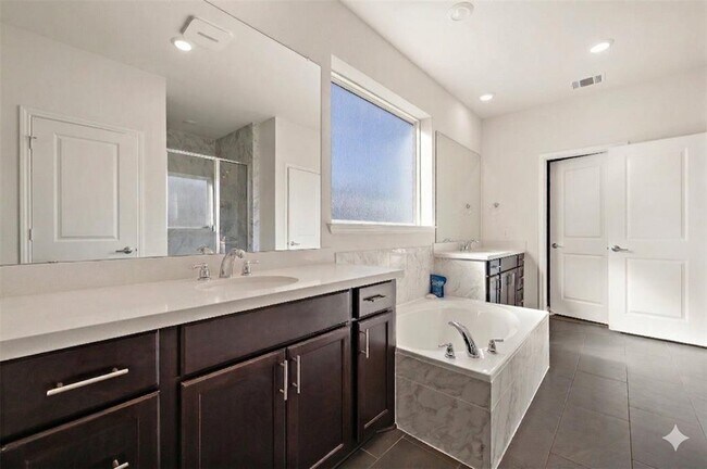 Foto del edificio - 604 Spindrift Ln