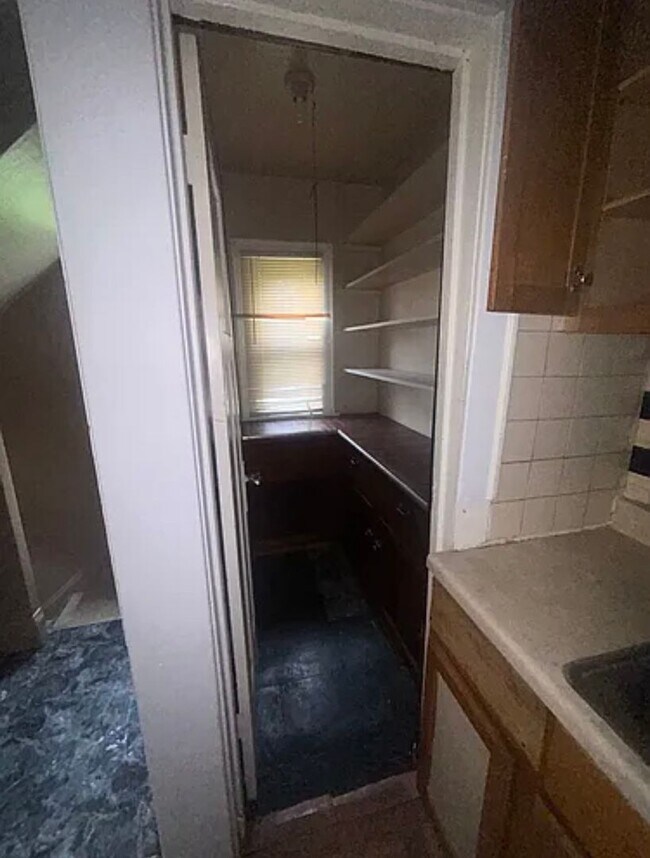 Foto del edificio - 3BEDRM SINGLE FAMILY HOME or DAYCARE AVAIL 6/1