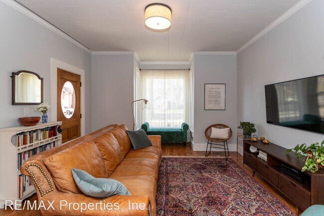 Building Photo - 3 br, 2 bath House - 1812 W. Pikes Peak Av...