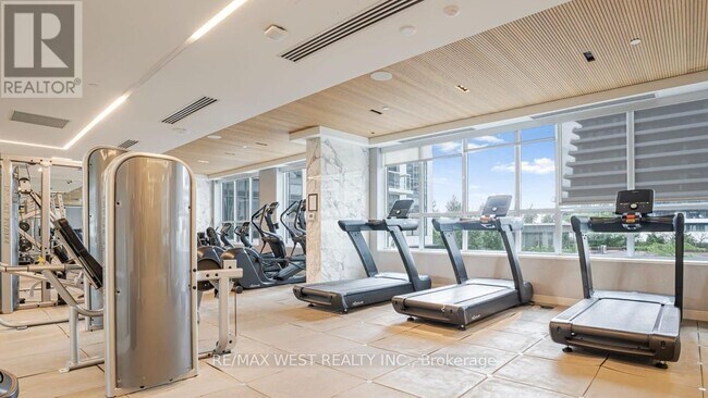 Photo du bâtiment - 65 Annie Craig Dr