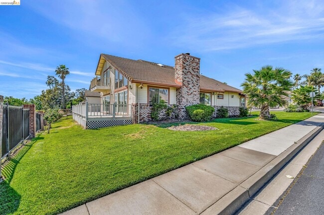 Foto del edificio - 5650 Edgeview Dr