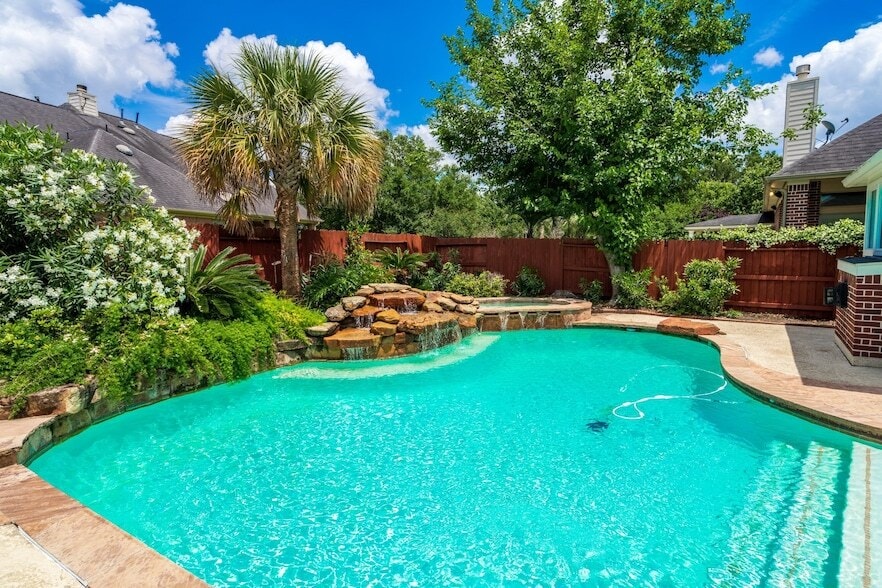 Primary Photo - 12406 Santiago Cove Ln