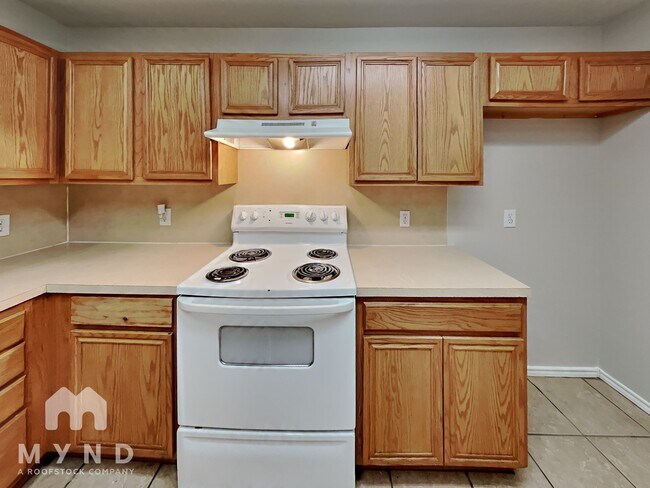 Foto del edificio - 528 N Brentwood Ave