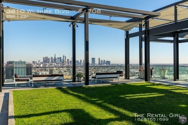 Building Photo - 3810 Wilshire Blvd