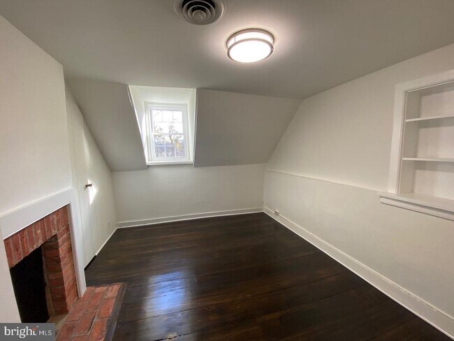 Foto del edificio - 12180 Clarksville Pike