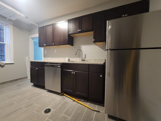 Foto del edificio - 6059 S Troy St
