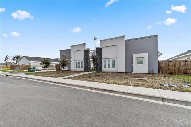 Foto del edificio - 17 N 33rd Ln