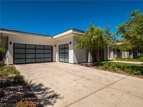 Building Photo - 7447 Yonie Ct