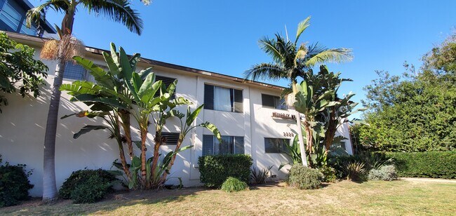 Foto del edificio - 2329 Wellesley Ave