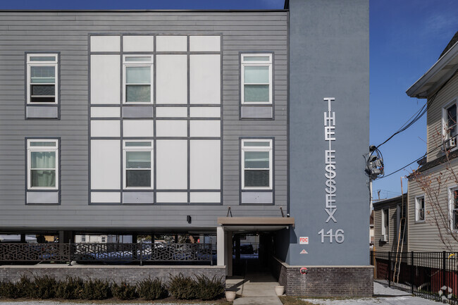 Building Photo - The Essex