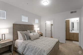 2BR, 2BA - 1,077SF - Village East Apartments & Townhomes