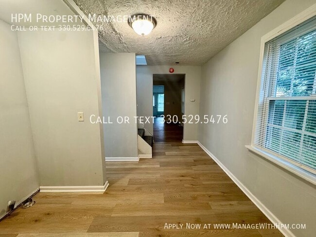 Foto del edificio - 612 Guy St NW