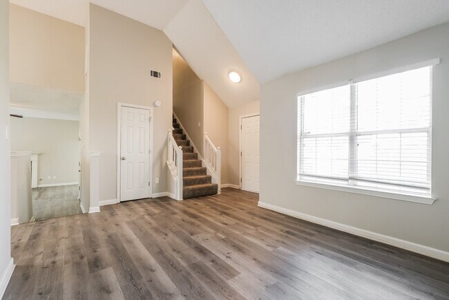 Foto del edificio - 3444 Sumter Pl