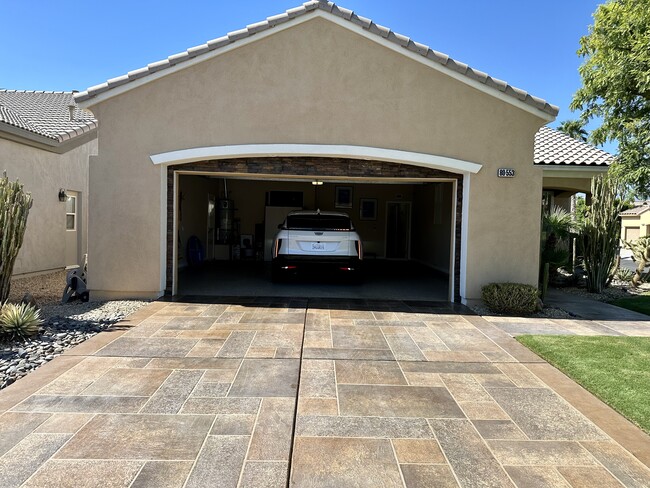 Building Photo - 80553 Hoylake Dr