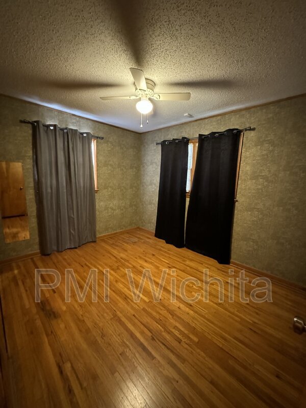 Foto del edificio - 2322 W 29th St S