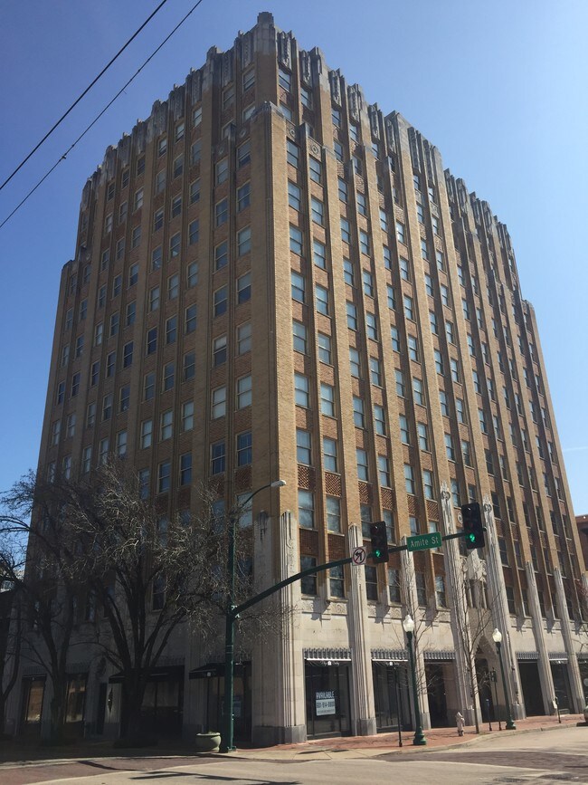 The Plaza Apartments Jackson, MS