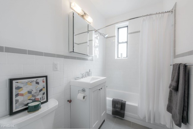 Building Photo - 2 br, 1 bath  - 845 W End Ave