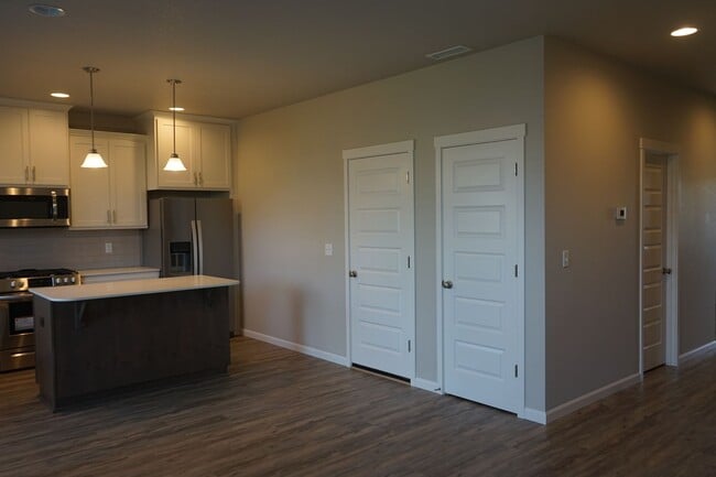 Building Photo - 12018 NE 109th St
