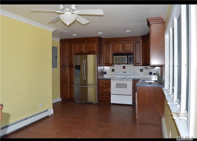 Foto del edificio - 59 Silver Ln