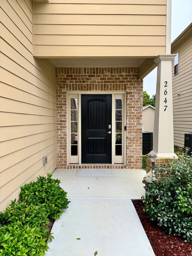 Foto del edificio - Almost New 4 Bed/2.5 Bath Home in Lovejoy!