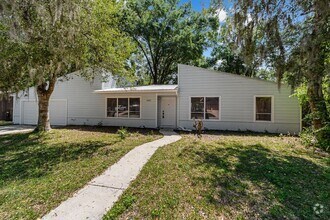 Building Photo - 8107 SW 55 Pl