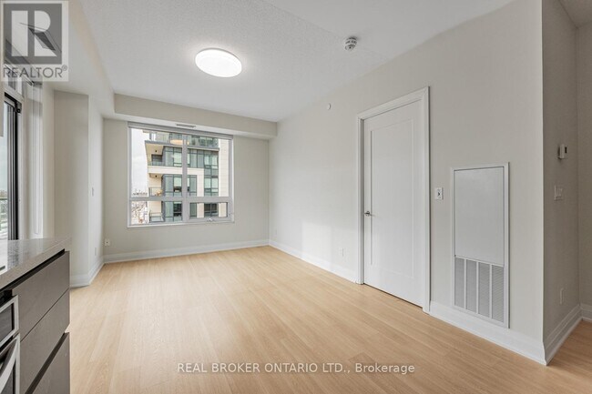 Building Photo - 398 Hwy 7