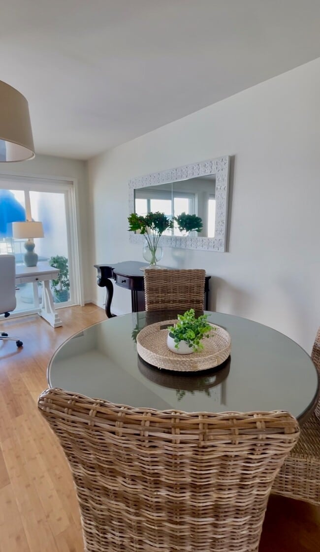 dining area - 48 Antigua Ct