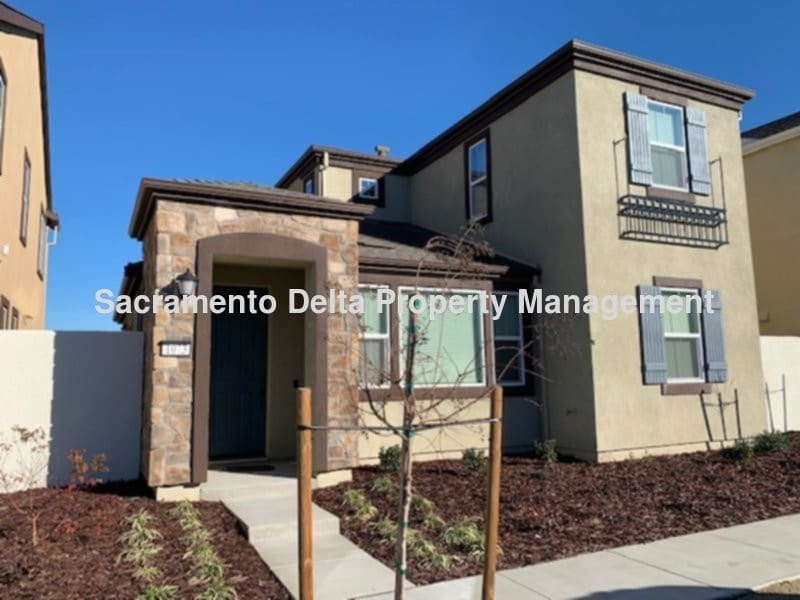 Primary Photo - 2018 Construction - Lennar home!!