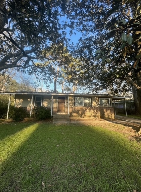 Photo - 2718 Emerald Drive-