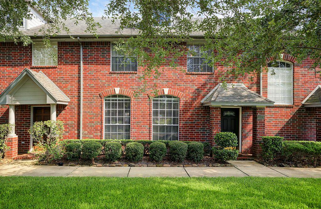 Foto principal - 1409 El Camino Village Dr