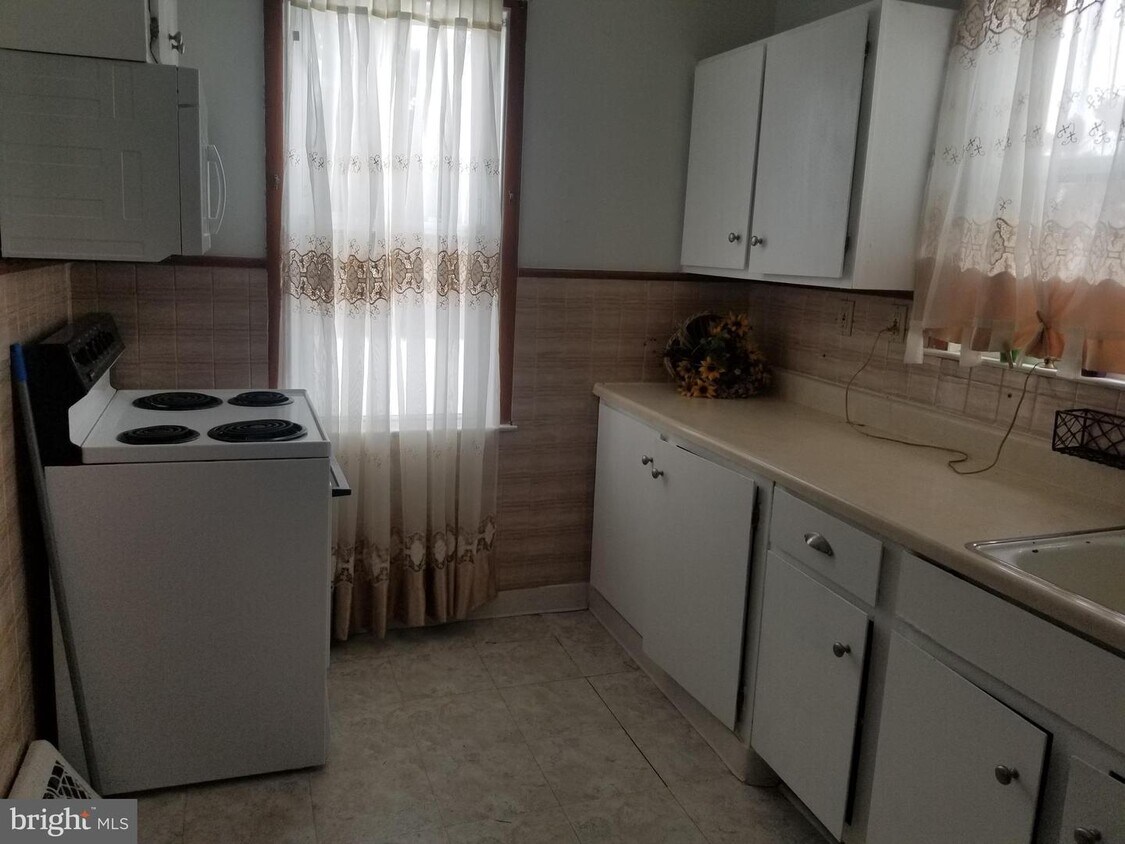 Primary Photo - 3083 Limestone Rd