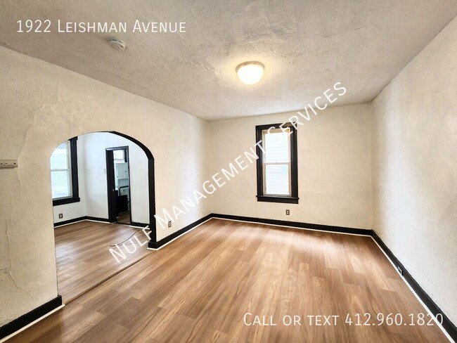 Foto del edificio - 1922 Leishman Ave