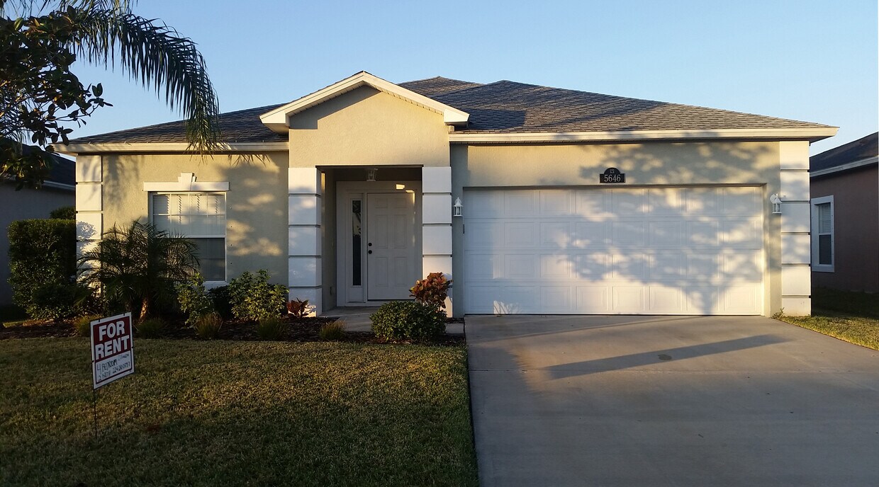 Primary Photo - 5646 Indigo Crossing Dr