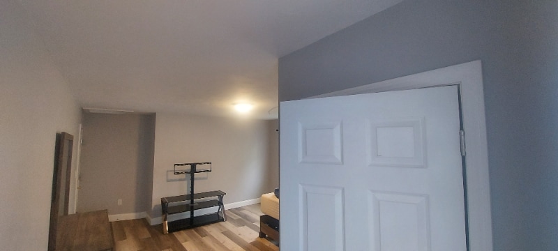 Building Photo - 14 Emerson Ave